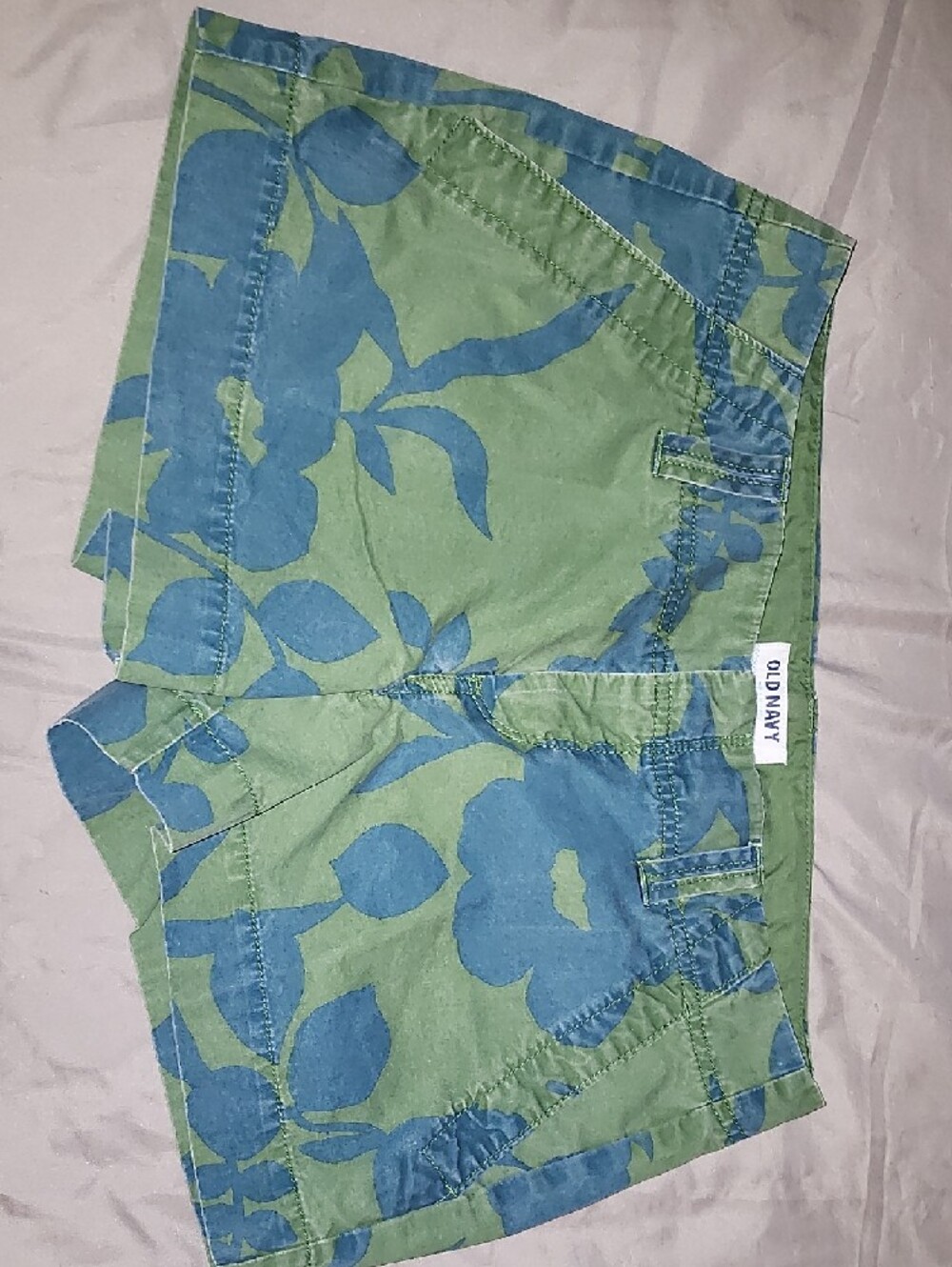 Old Navy Green and Blue Floral Chino Shorts - Picture 3 of 5